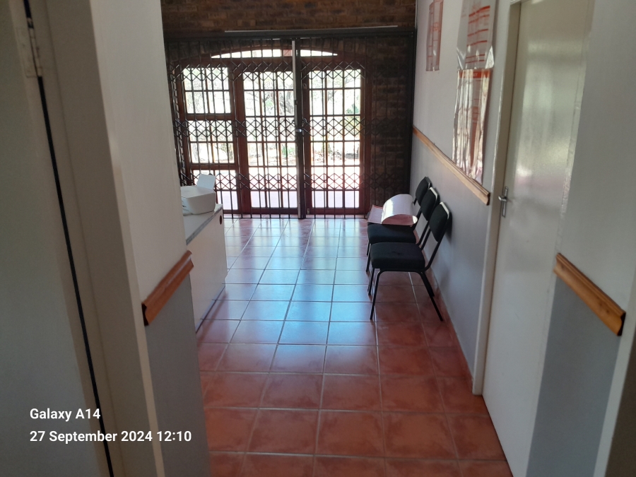 4 Bedroom Property for Sale in Waterval S H North West